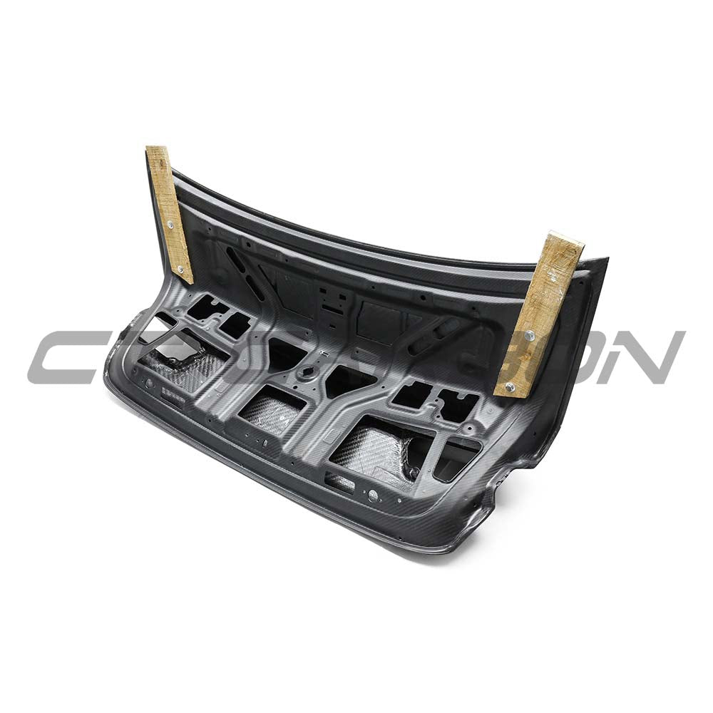 BMW G80 M3 & G20 3 Series Full Carbon Fibre Bootlid - view 9