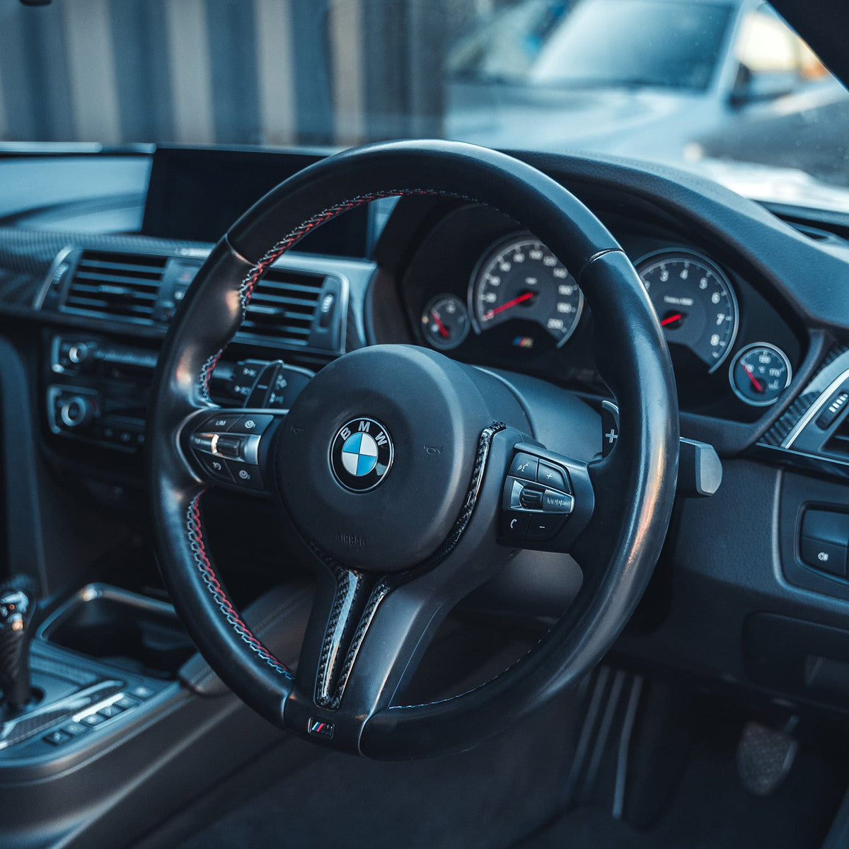 BMW M Fxx Carbon Fibre Steering Wheel Trim (2012-2020) - view 2