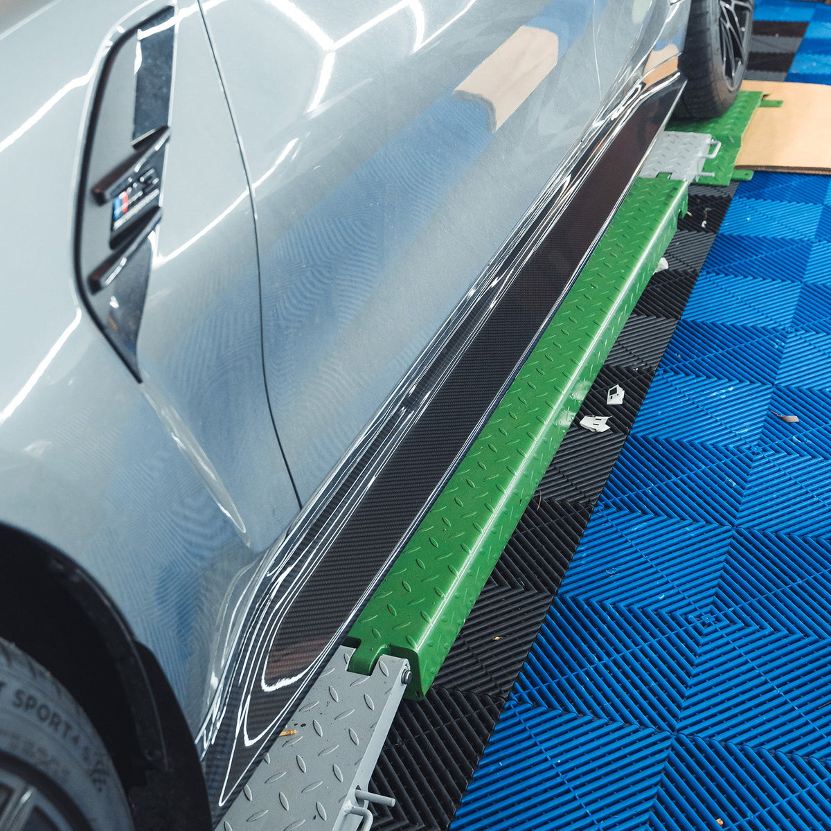 BMW M3 G80/G81 Carbon Fibre Side Skirt Replacement - V5 - view 7