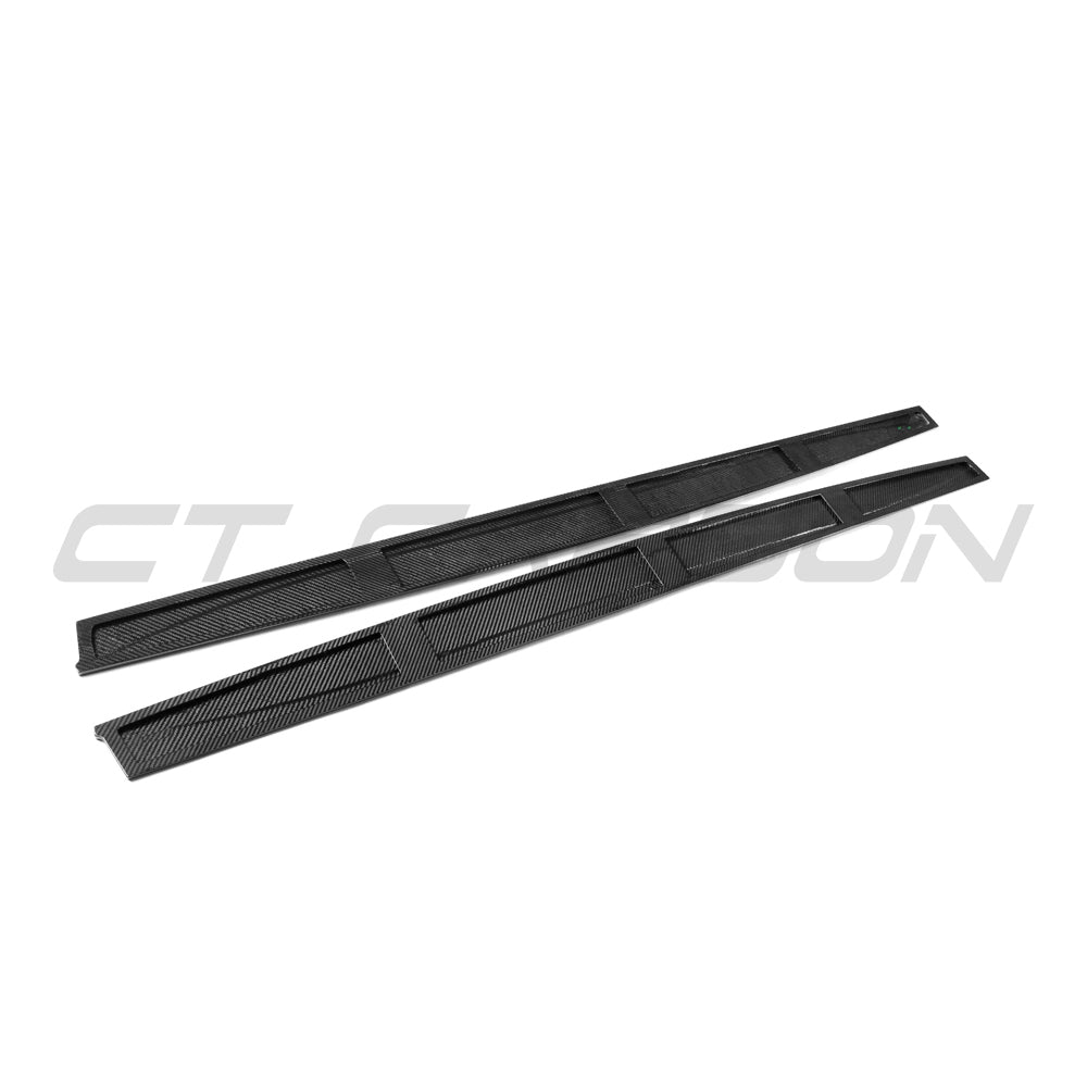 BMW M3/M4 (F80 F82 F83) 2014-2020 Pre-preg Carbon Fibre Side Skirts - V4 - view 7