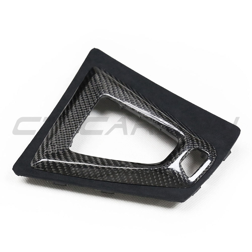 BMW M3/M4 F80/F82/F83/F87 Alcantara & Carbon Shifter Surround (lhd) - view 5