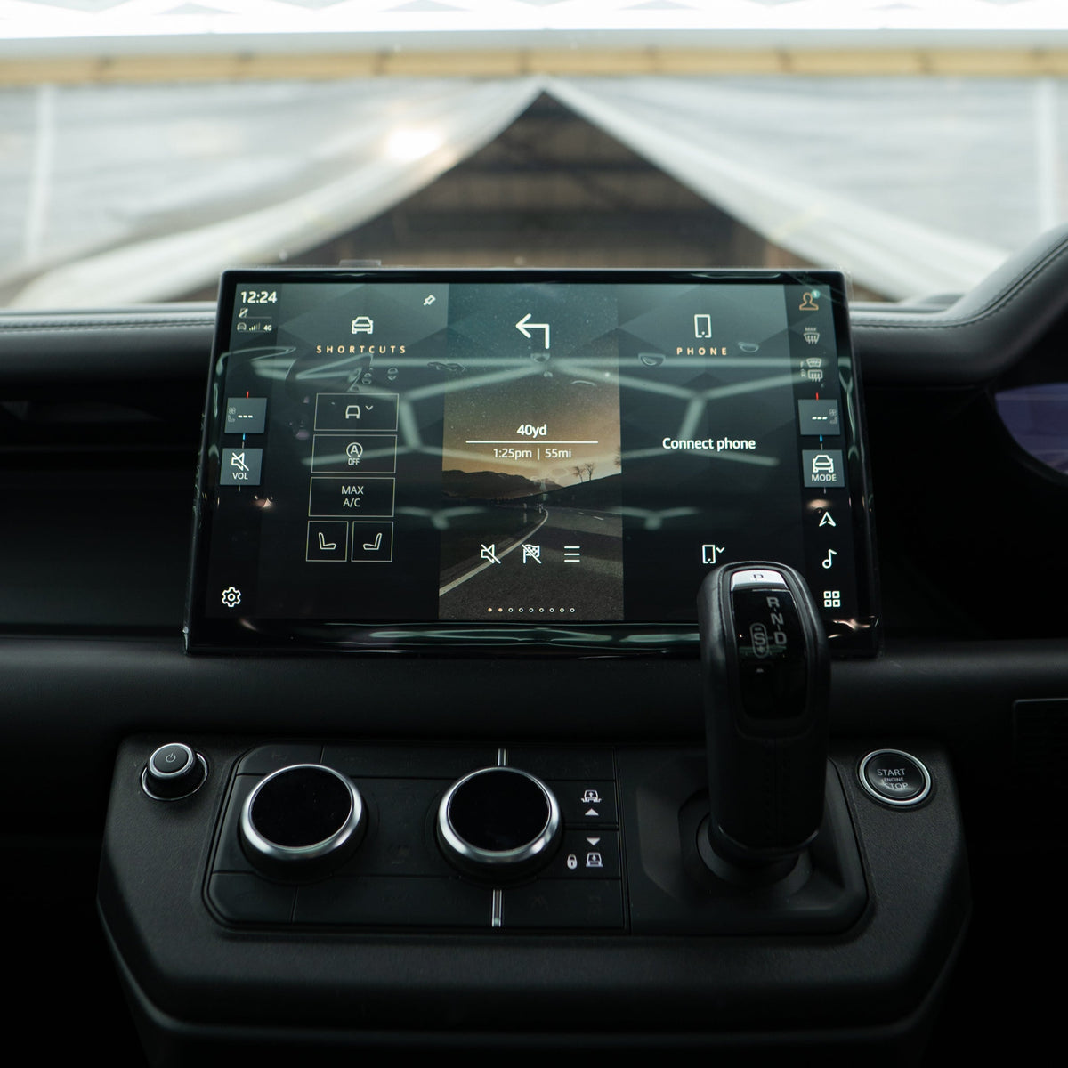 Defender L663 PIVI Pro 10" to 13.1" Screen Upgrade Retrofit - view 6