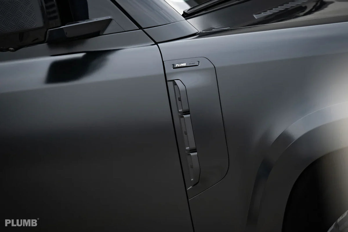 Defender L663 Plumb Dry Carbon Side Vents - view 7