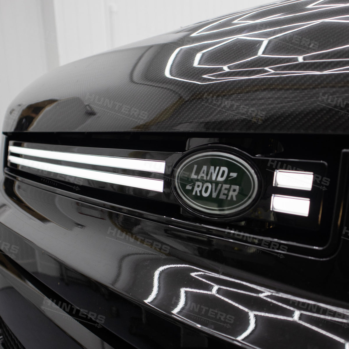 Defender L663 LED Front Grill Light - view 9