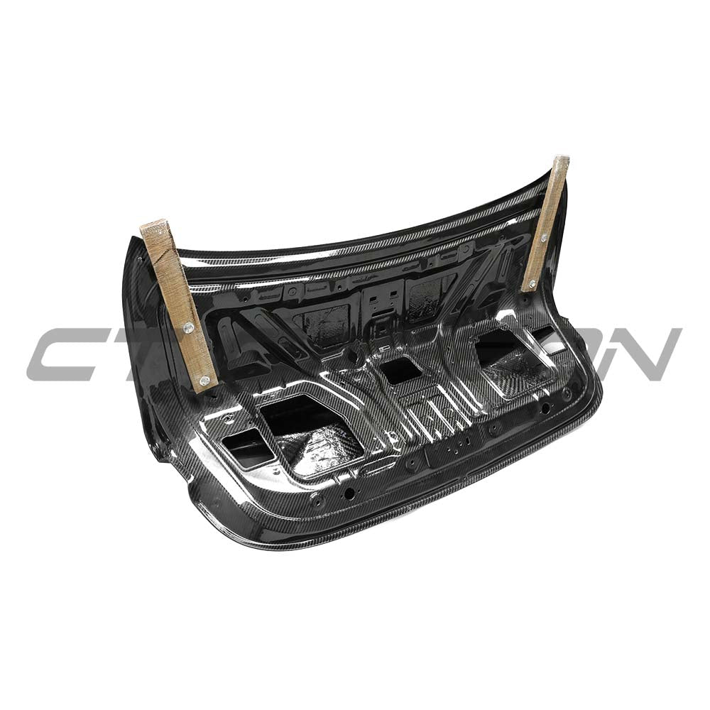 BMW G82/G22 M4 & 4 Series 2021+ Carbon Fibre Bootlid - view 10