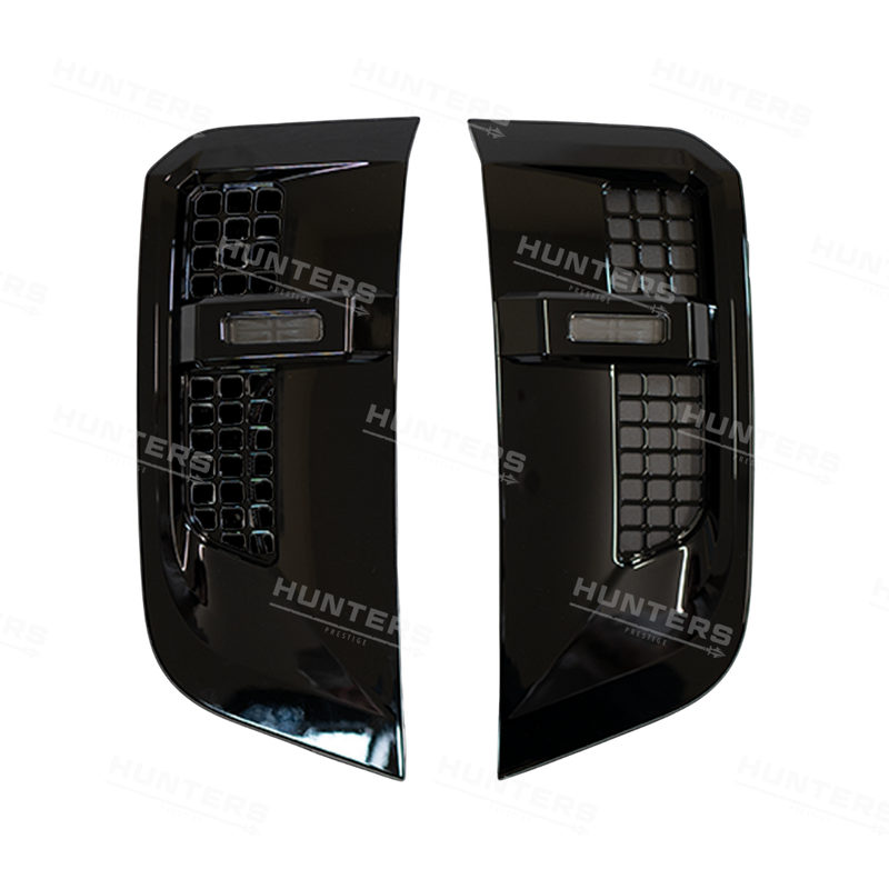 Defender L663 Hunters LED Side Vents
