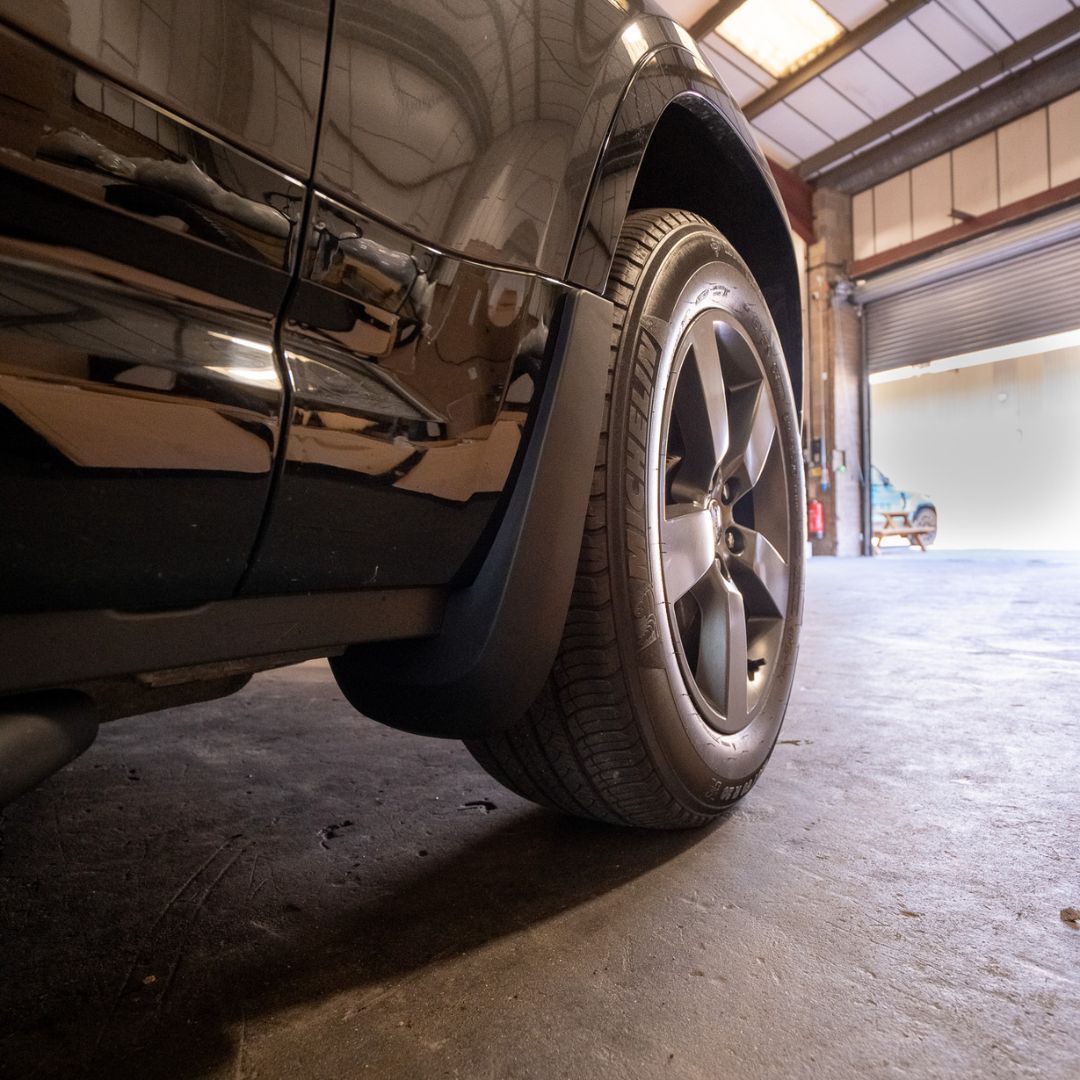 Defender L663 Front & Rear Modern Mud Flap Kit - view 4