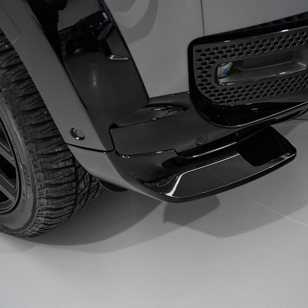 Urban Widetrack Front Canards for Land Rover Defender L663 | Forge Automotive