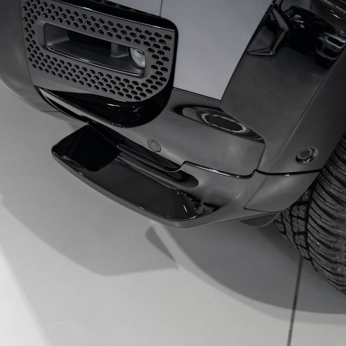 Urban Widetrack Front Canards for Land Rover Defender L663 | Forge Automotive