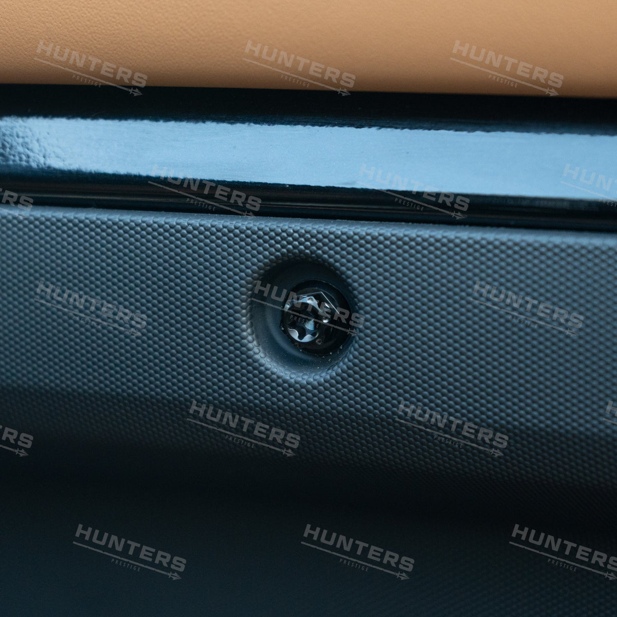 Defender L663 Hunters Interior Bolts Kit - view 7
