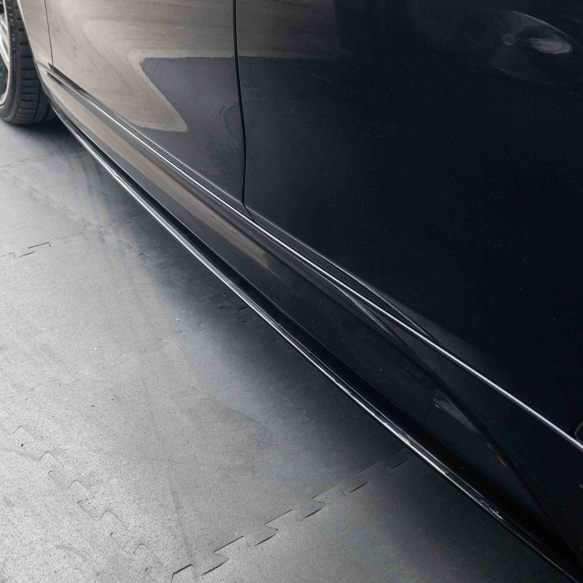 BMW 3 Series F30/F31 Gloss Black Side Skirts - V2 - view 3