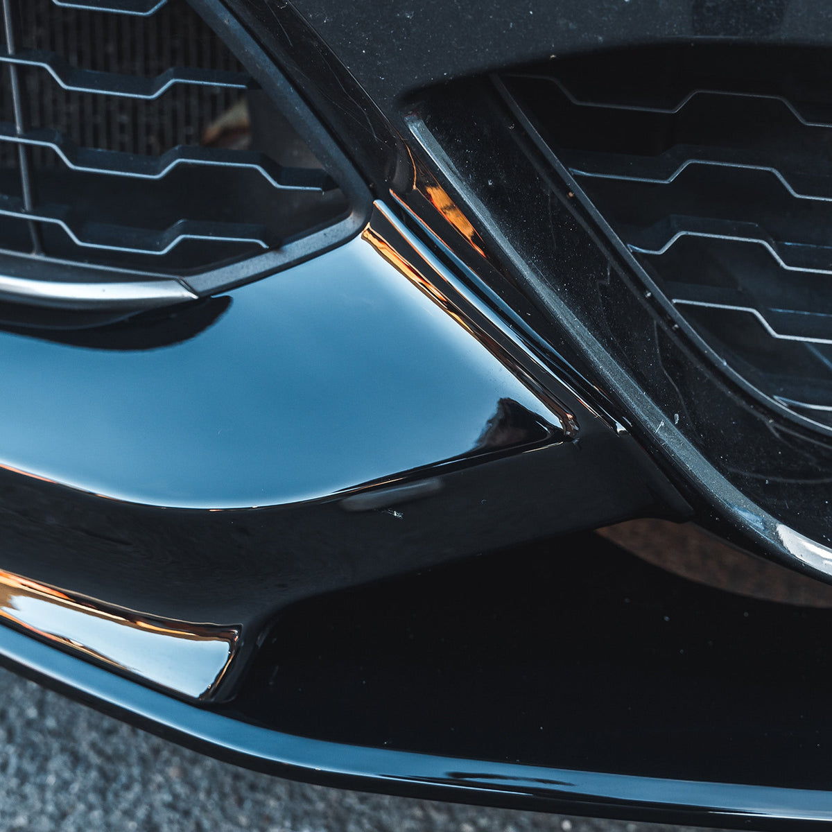 BMW F20/F21 1 Series LCI Gloss Black Splitter - view 5