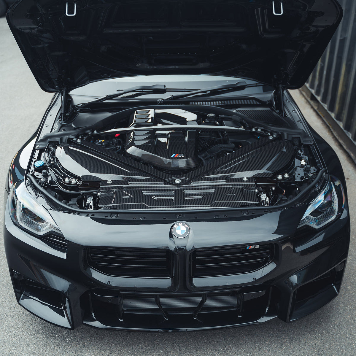 BMW M2 M3 & M4 G87/G80/G81/G82/G83 Carbon Fibre Engine Dress Up Kit - view 3