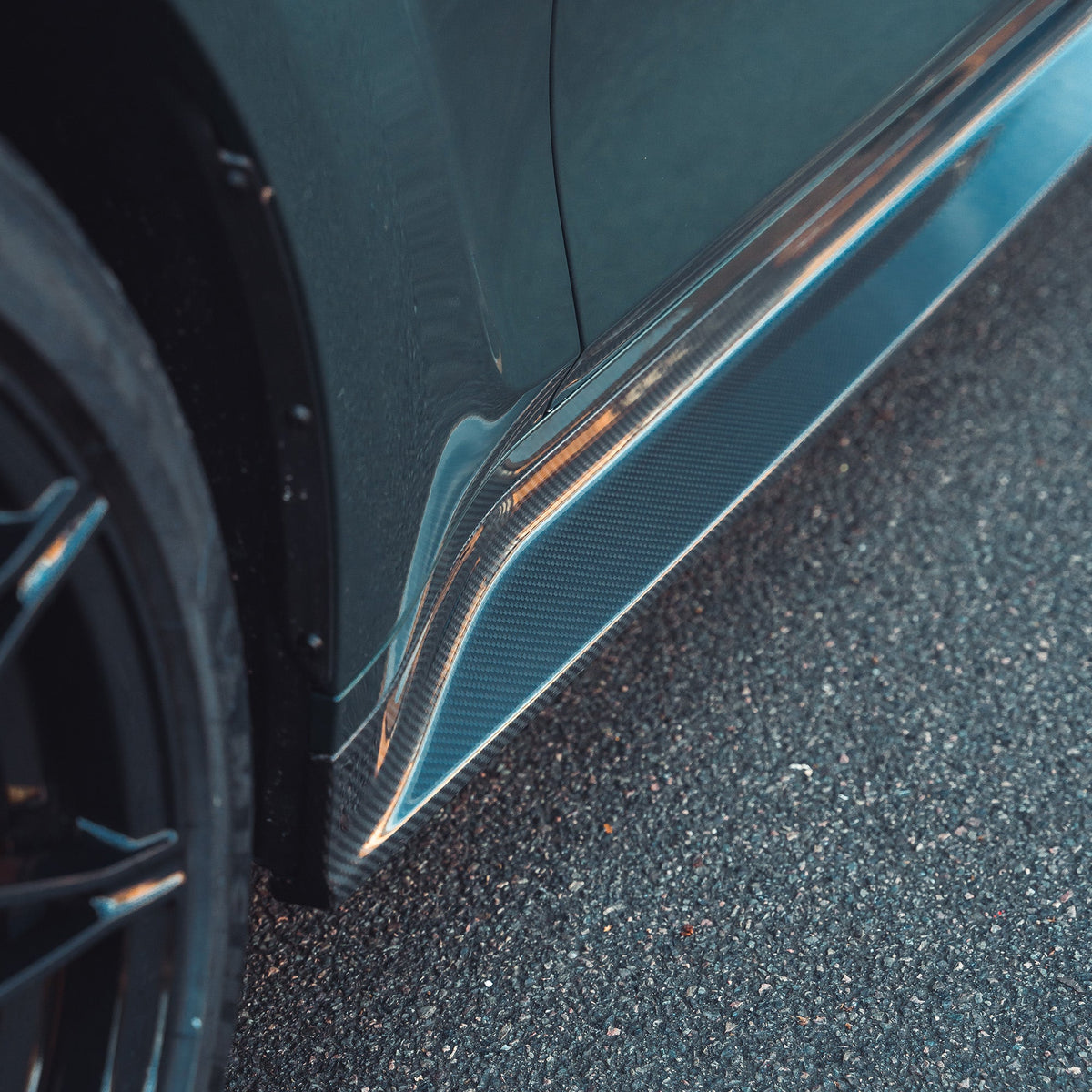 BMW M3 G80/G81 Carbon Fibre Side Skirt Replacement - V5 - view 4