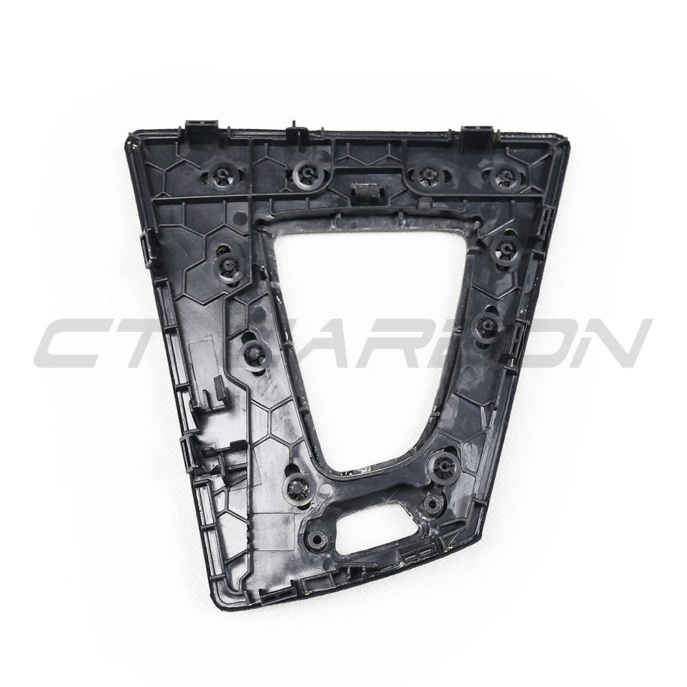 BMW M3/M4 F80/F82/F83/F87 Alcantara & Carbon Shifter Surround (lhd) - view 7