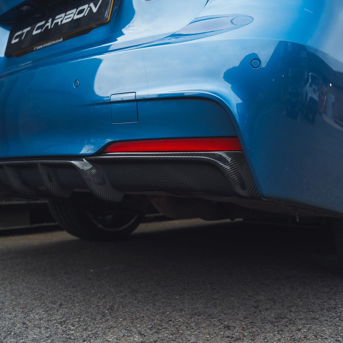 BMW F30 3 Series Saloon Full Carbon Fibre Kit V1 - view 26