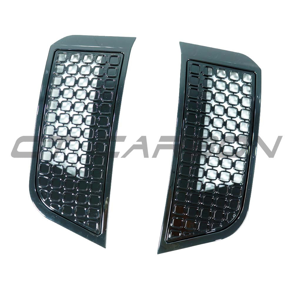 Defender 90/110/130 L663 2020+ Gloss Black Wing/fender Trims - V2 - view 2
