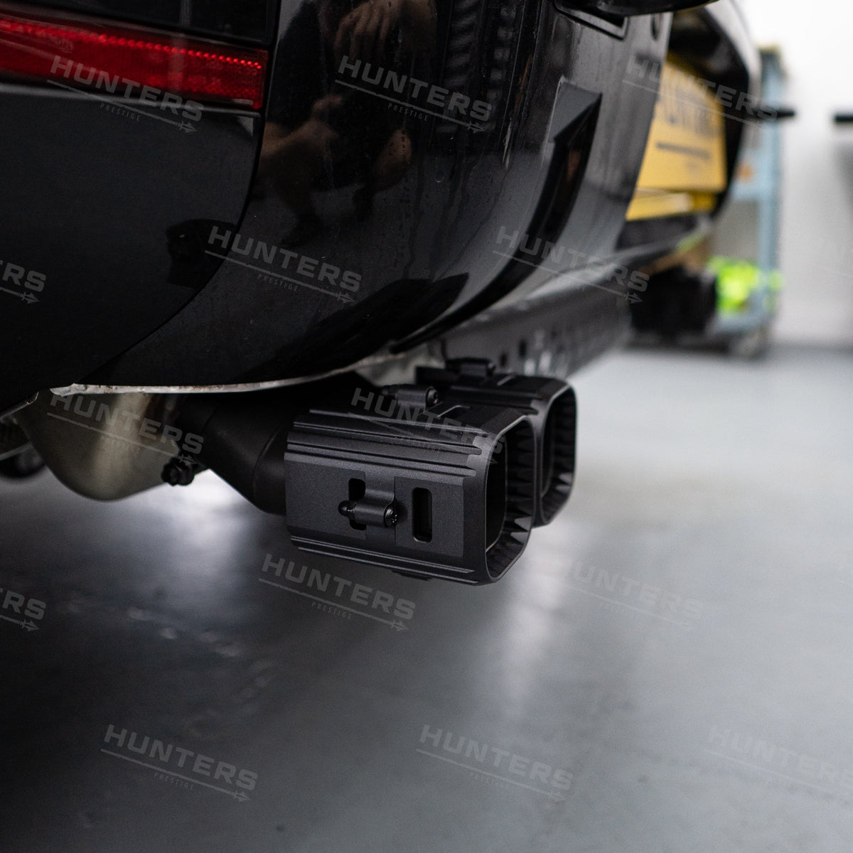 Defender L663 Hunters Exhaust Tips - view 6