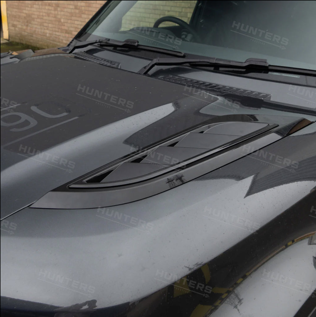 New Land rover Defender L663 Bonnet Inserts V2 - view 3