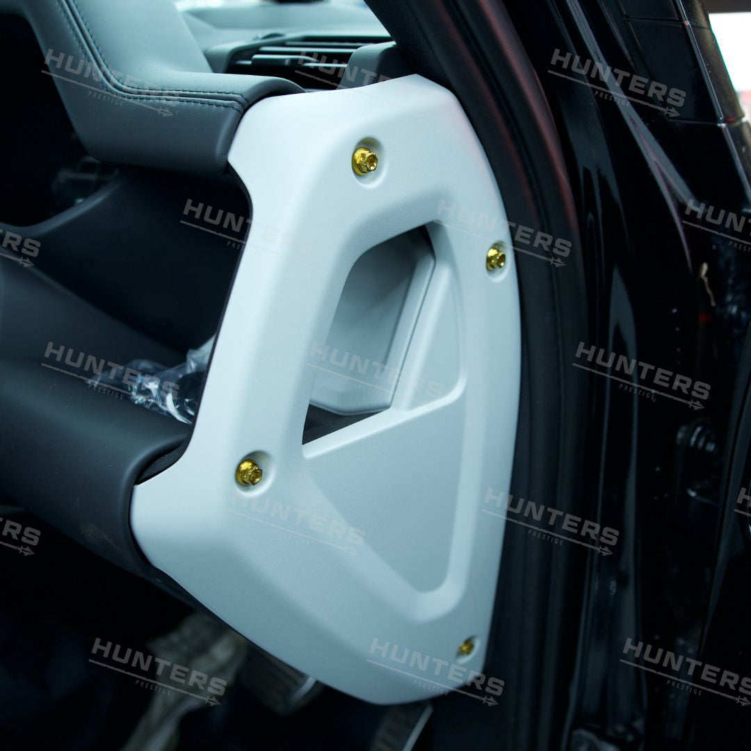 Defender L663 Hunters Interior Bolts Kit - view 10