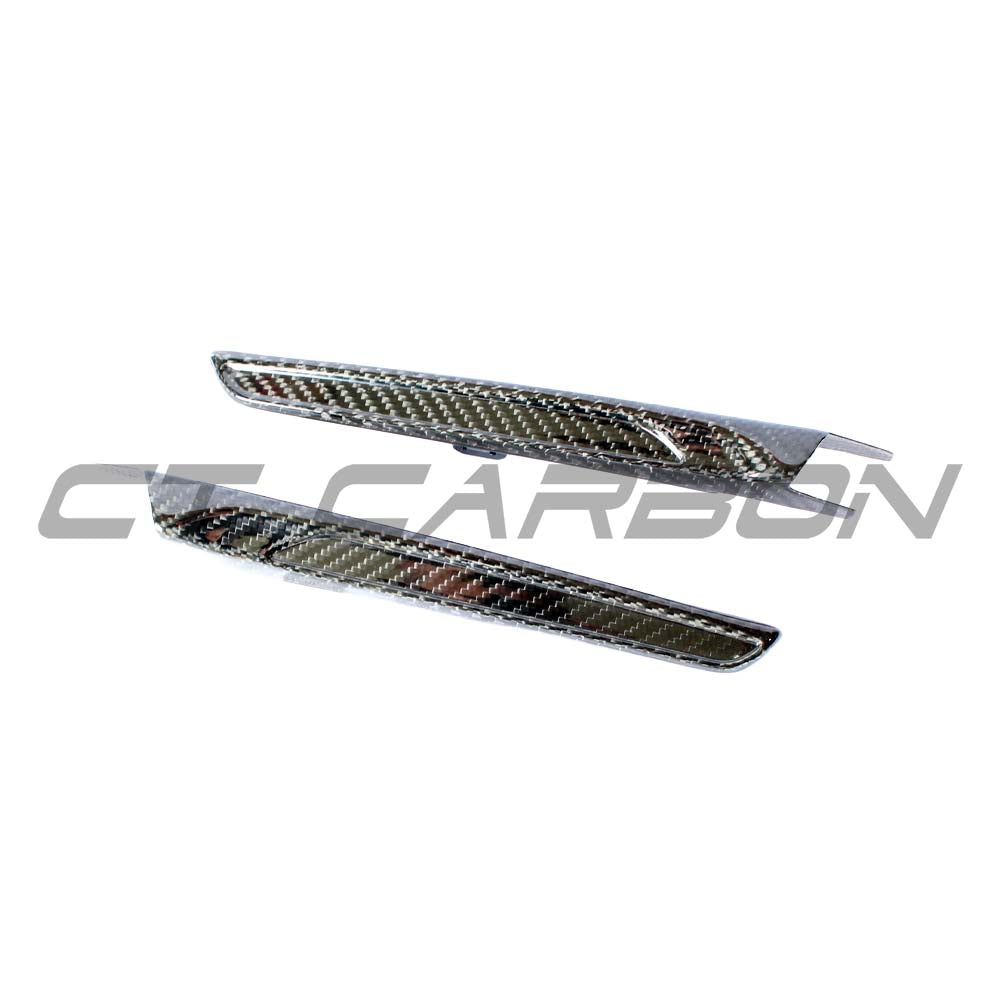 BMW M3/M4 (F80 F82 F83) Carbon Fibre Side Vents - view 2