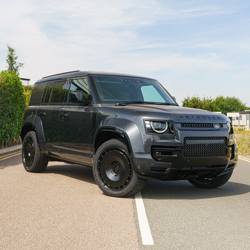 Land Rover Defender 110 2020+ Gloss Black Ultimate Wide Arch Kit - view 6