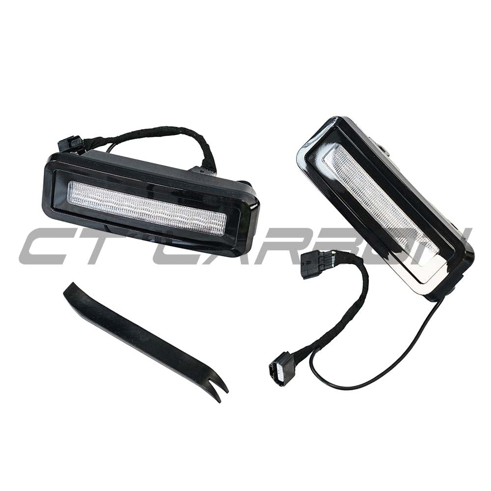Defender 90/110/130 L663 2020+ Reverse Lights - view 2