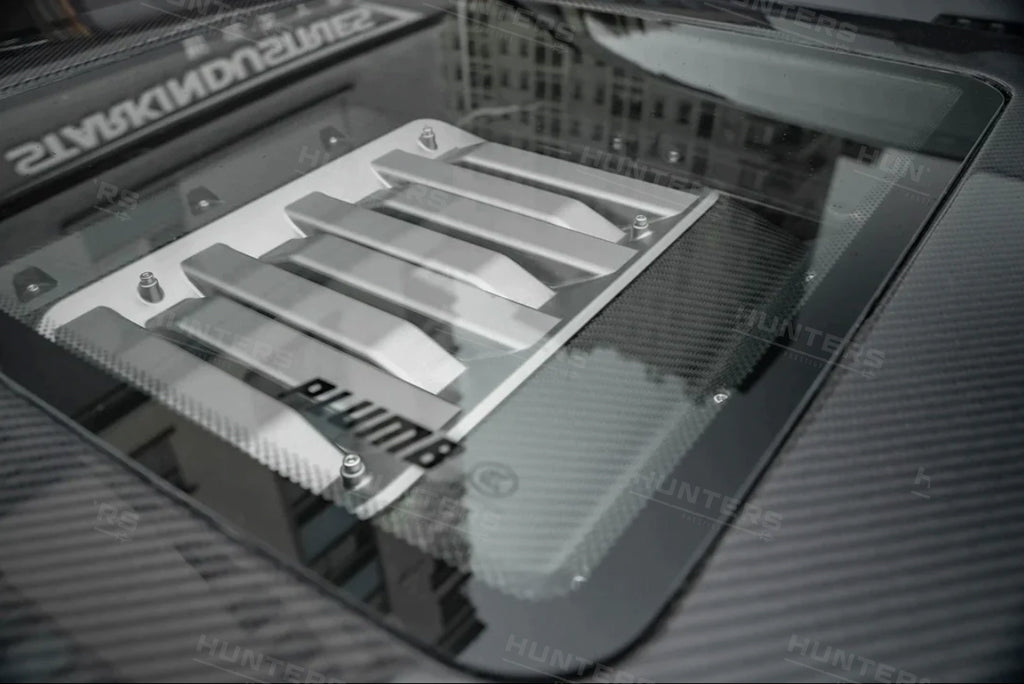 Defender L663 Plumb Dry Carbon Bonnet - view 4