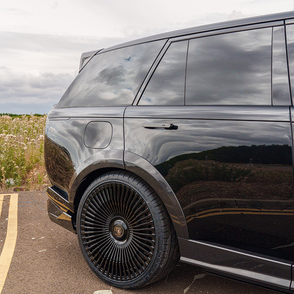 Range Rover L460 (swb) 2022+ Ultimate Full Carbon Fibre Kit - CT Design - view 17