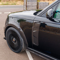 Range Rover L460 (swb) 2022+ Ultimate Full Carbon Fibre Kit - CT Design - view 3