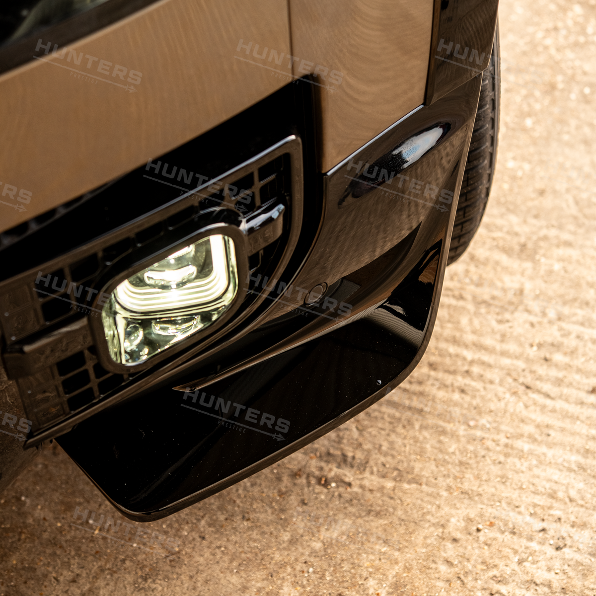 New Land Rover Defender L663 Square Fog Light / DRL - view 10