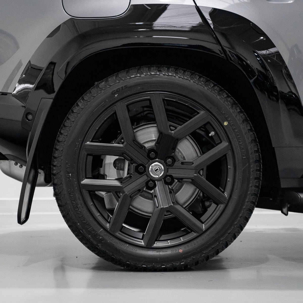 Urban Widetrack Arch Kit for Land Rover Defender 110 L663 | Forge Automotive