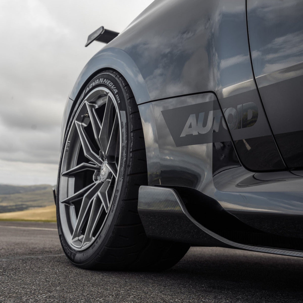 BMW G87 M2 TR87 Pre-preg Carbon Fibre Winged Side Skirts by TREVORA (2023+)