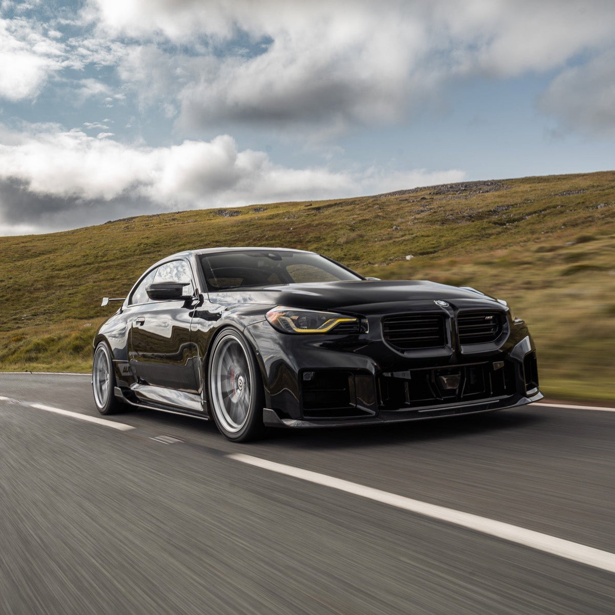 BMW G87 M2 TR87 Pre-preg Carbon Fibre Winged Side Skirts by TREVORA (2023+)