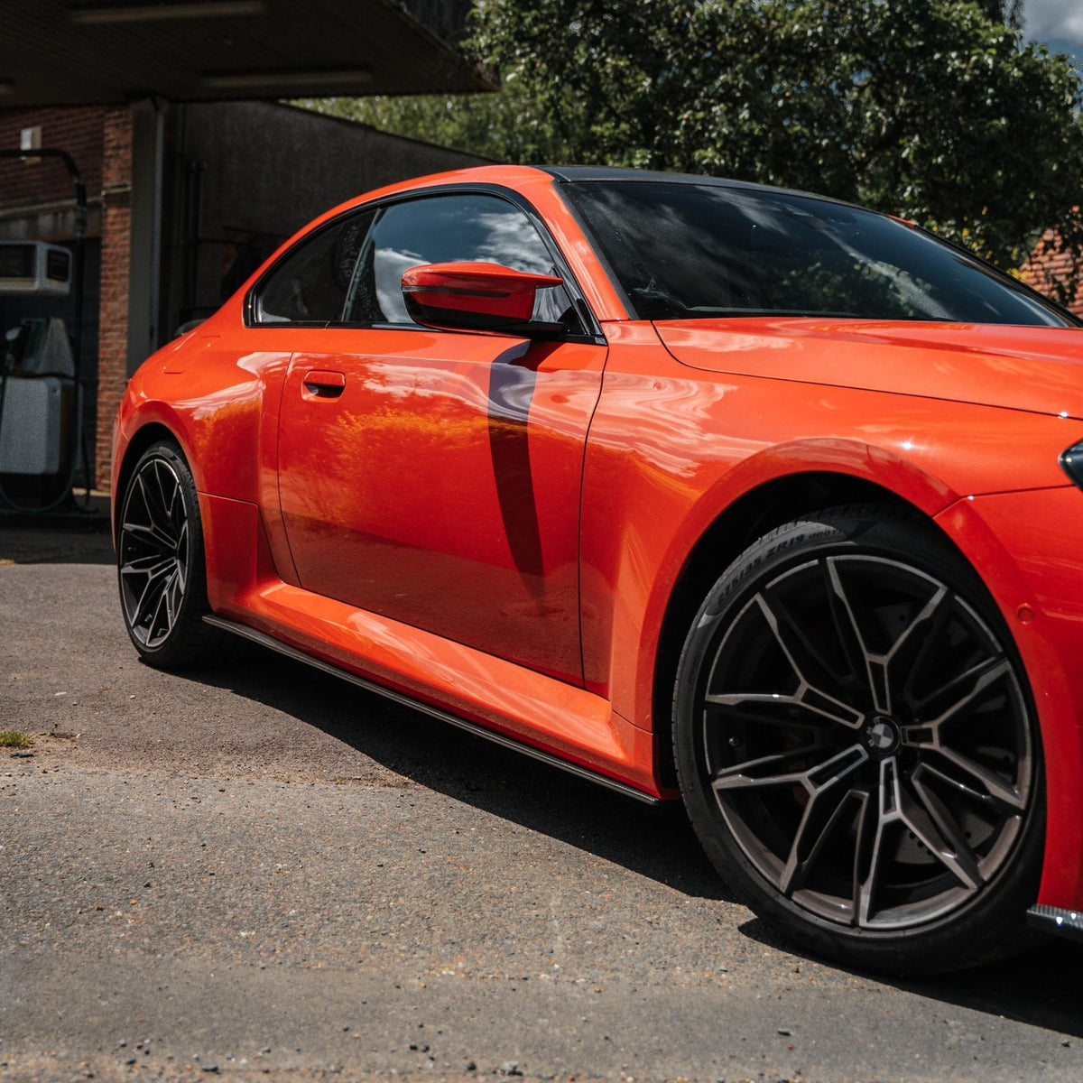 BMW M2 G87 Pre-preg Carbon Fibre TR87 Flat Side Skirts by TREVORA (2023+)
