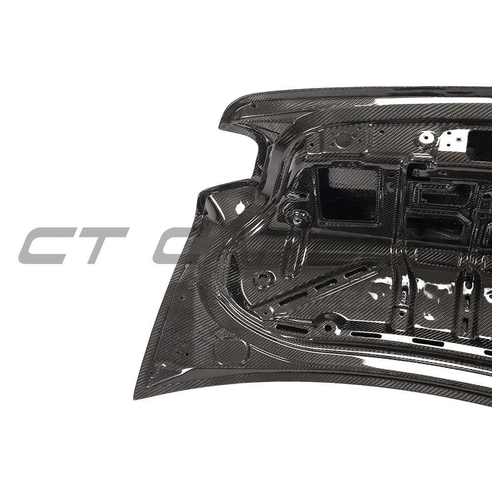 BMW M2 / M2C F87 & F22 2 Series Carbon Fibre Bootlid - view 12